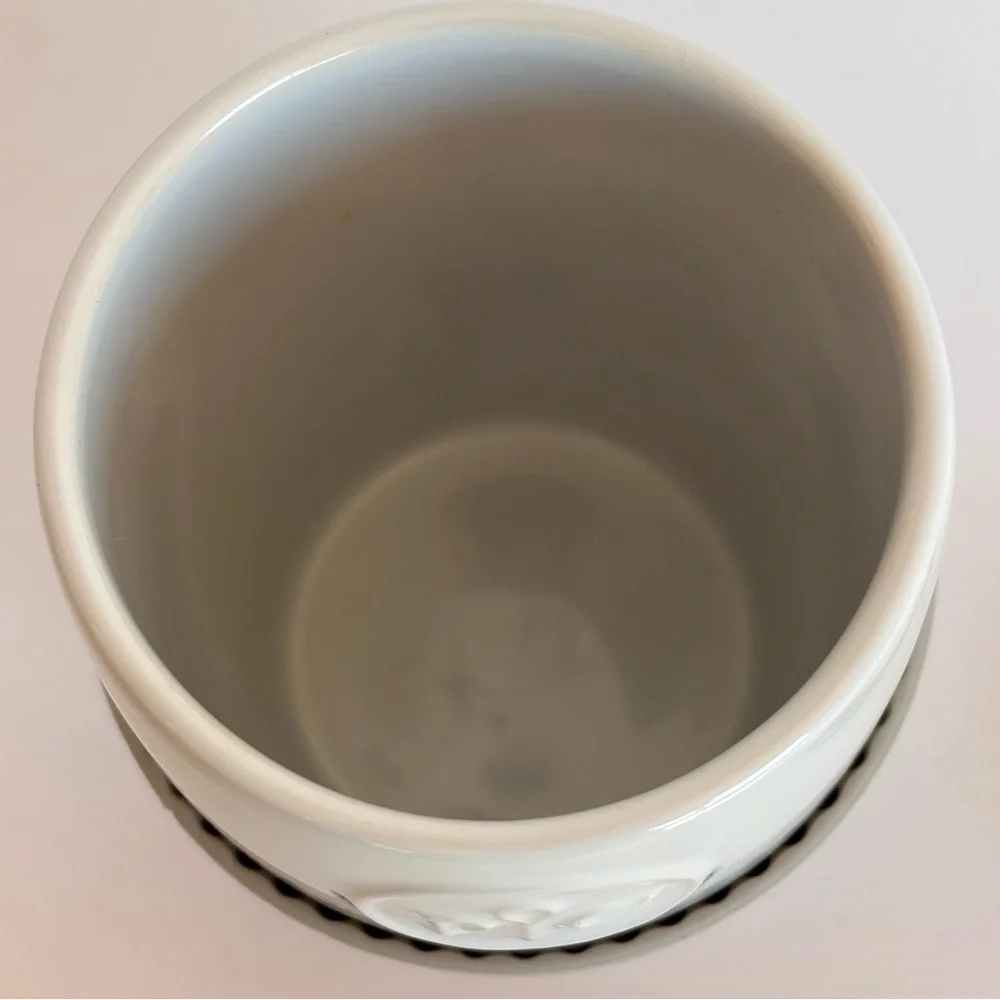 EUC Pampered Chef White and Tan Ceramic Microwave Egg Cooker